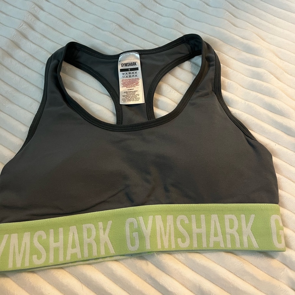 GYMSHARK Sports Bra